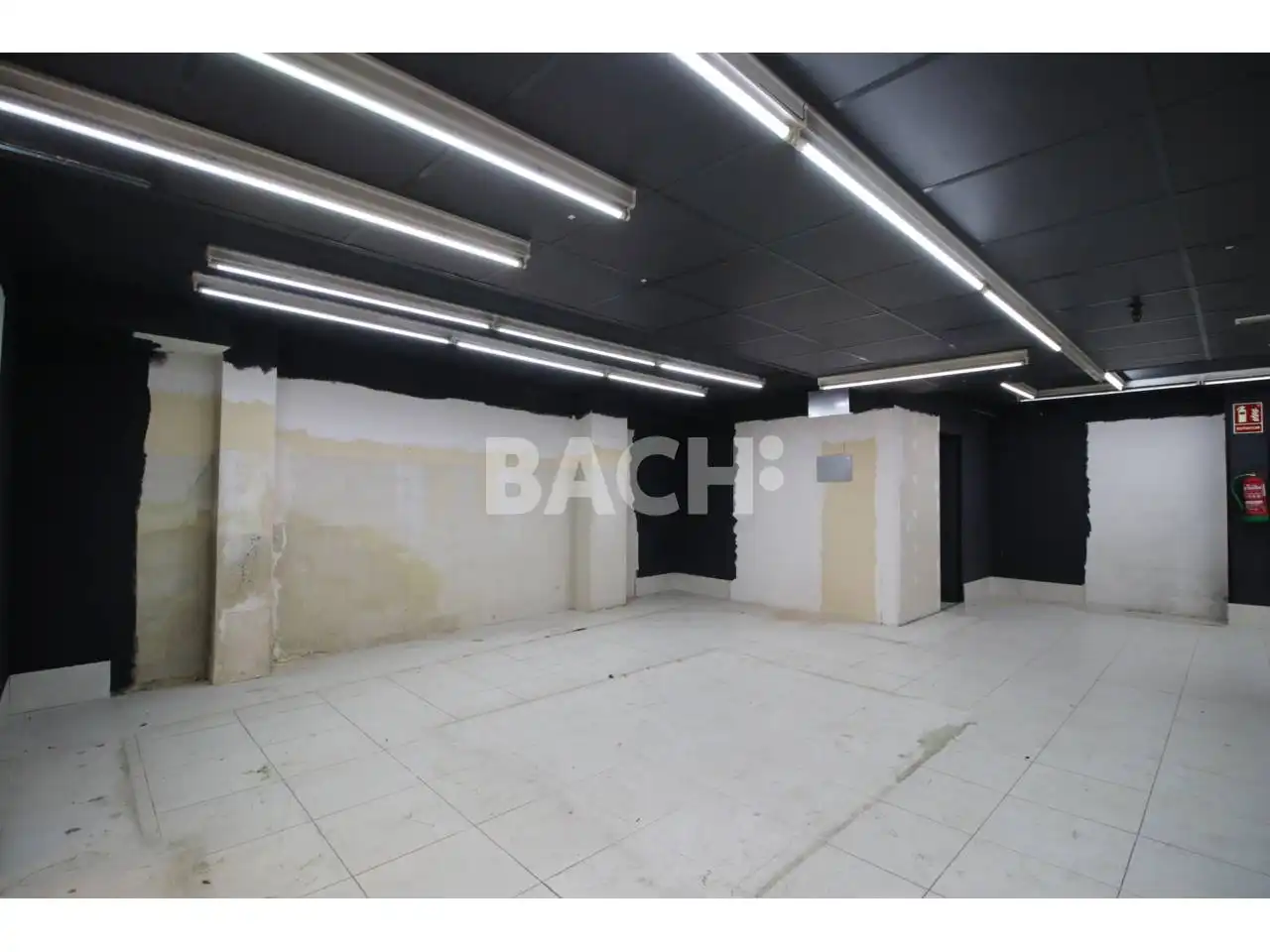 Locale commerciale in affitto a Calle Jacint Verdaguer 29, imagen 9