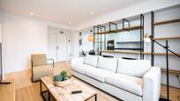 Living room of Flat for sale in  Madrid Capital  with Air Conditioner and Heating