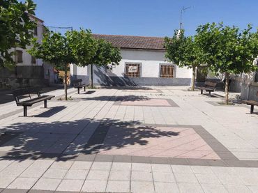 Casa rústica con jardín en venta en Armenteros
