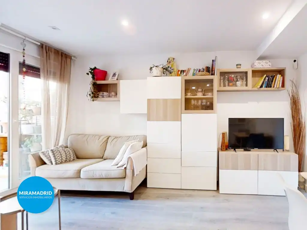 Sala de estar de Planta baja en venta en Ajalvir con Piscina comunitaria