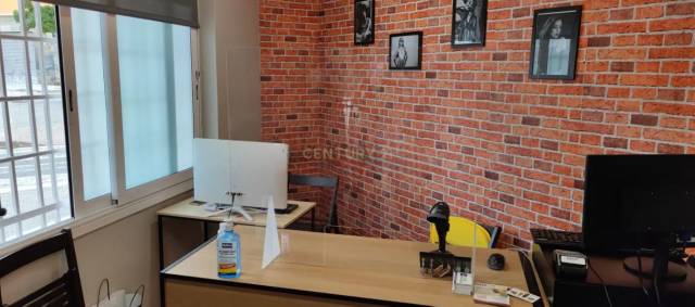 Local comercial en Venta en Carrer de Pompeu Fabra, 110, Terrassa, Spain, -1 en Sant Pere Nord