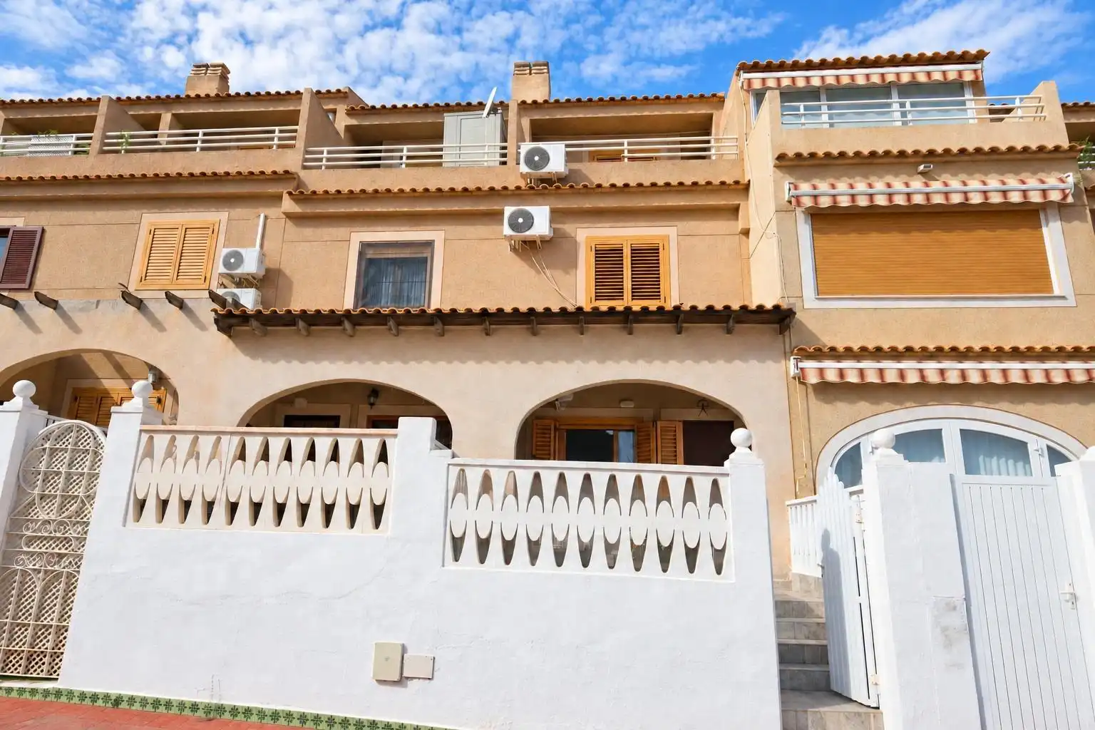Bungalow with pool for sale in Avenida COSTA BLANCA, imagen 3