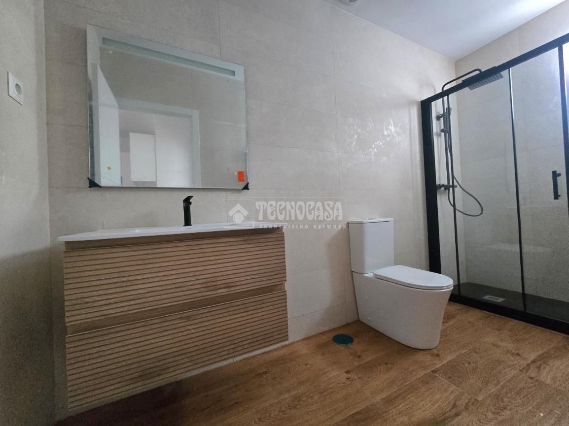 Bany de Pis en venda en Leganés