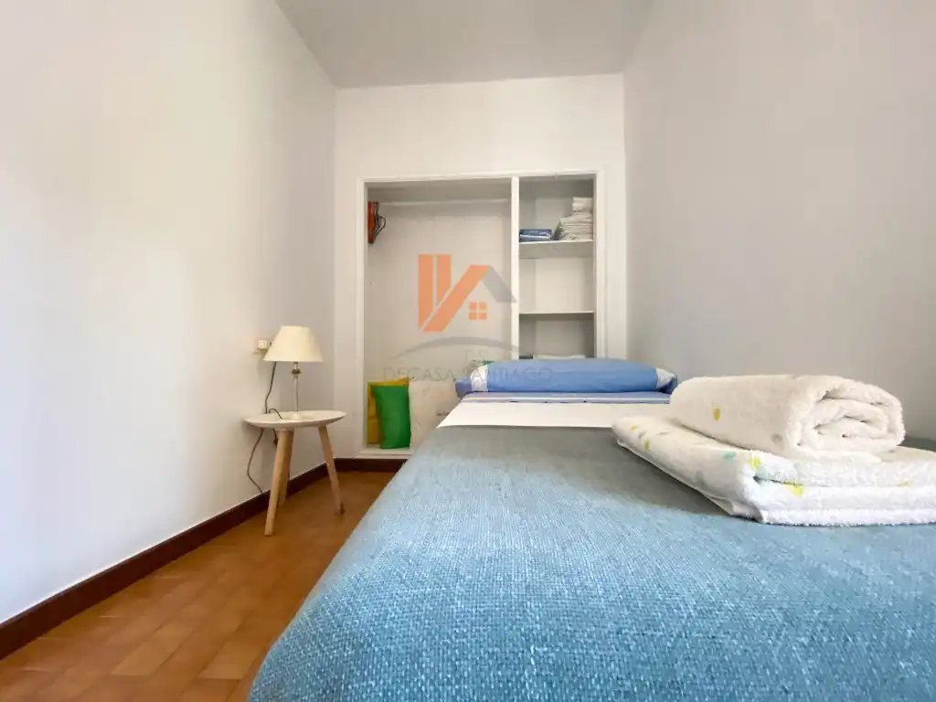 Dormitori de Casa o xalet en venda en Ribeira amb Jardí privat i Forn