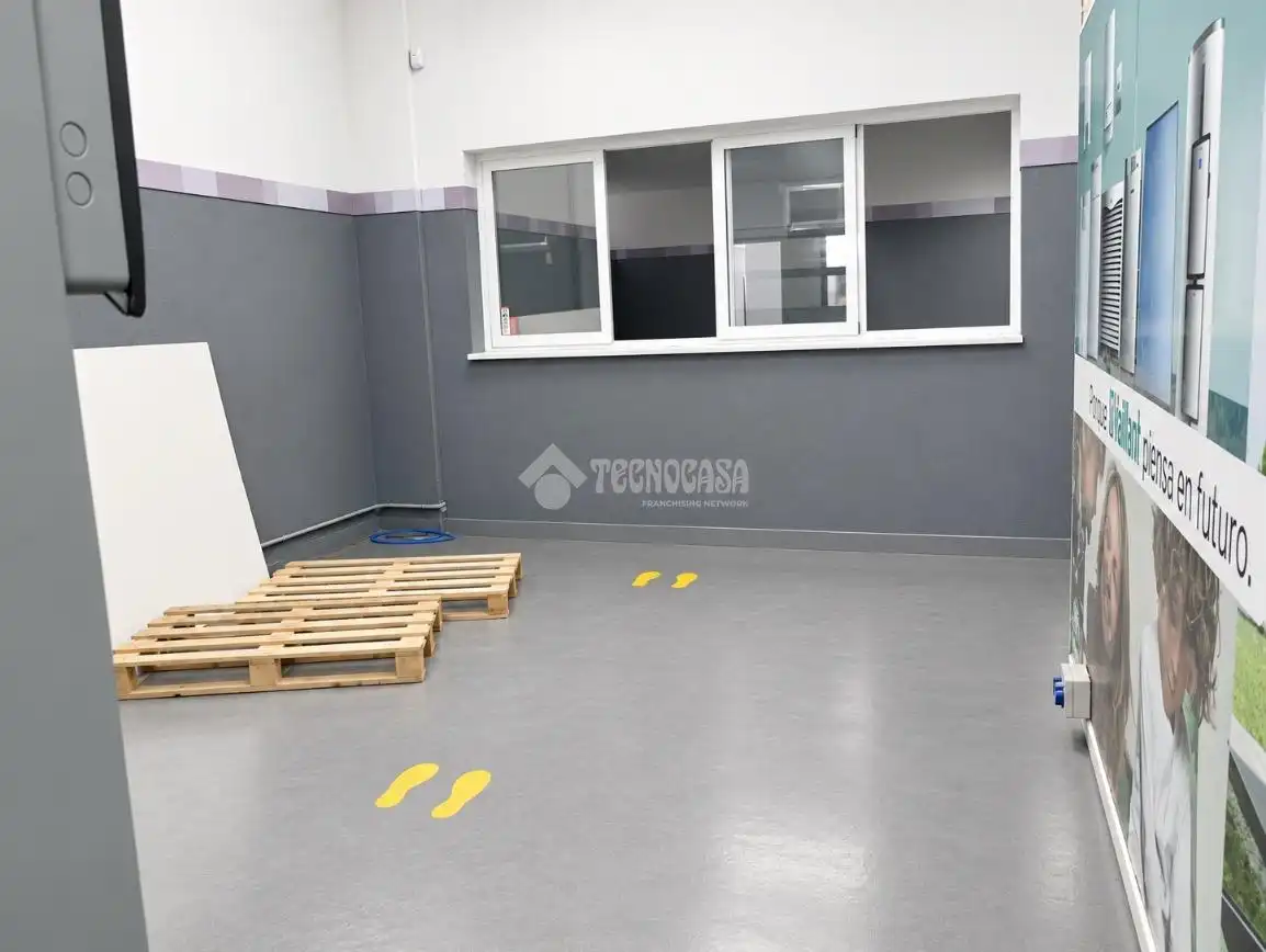 Local comercial en venda a San Blas, imagen 11