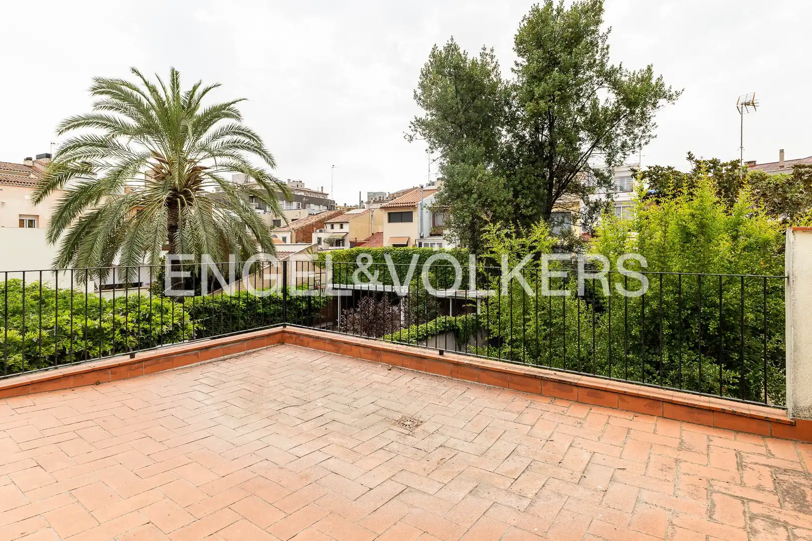 Terrassa de Casa adosada en venda en Sabadell amb Aire condicionat, Calefacció i Jardí privat