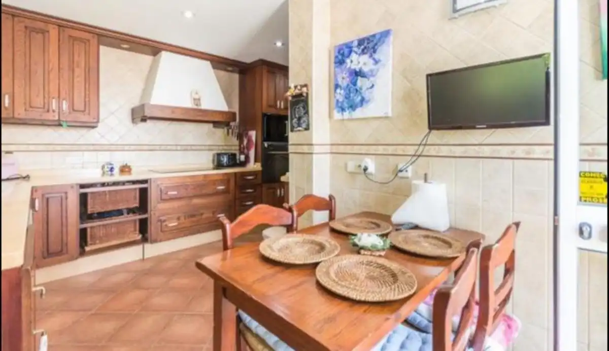 Kitchen of Houses for sale in Estepona  with Air Conditioner, Private garden and Terrace