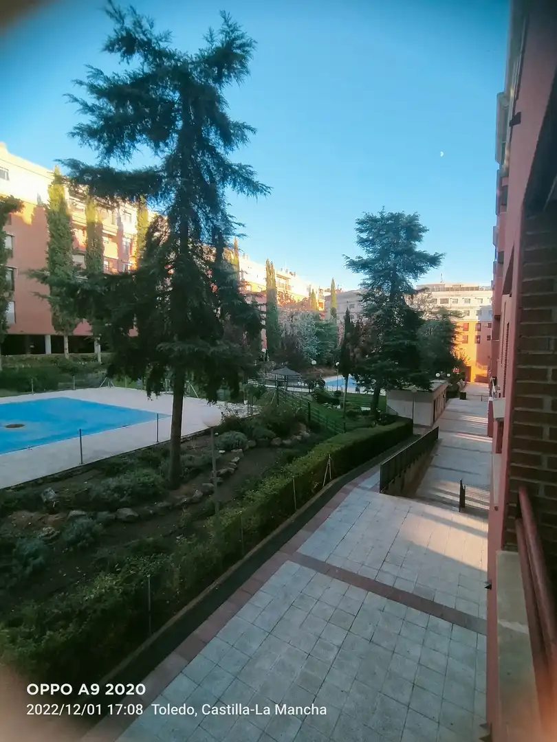 Piscina de Piso de alquiler en Toledo con Aire acondicionado, Calefacción y Jardín privado