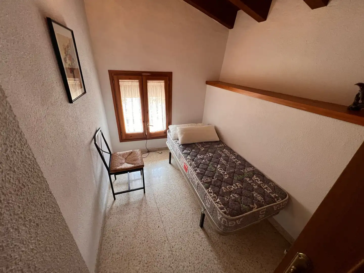 Habitación de Casa adosada en venta en Sant Pau de Segúries con Calefacción, Amueblado y Balcón