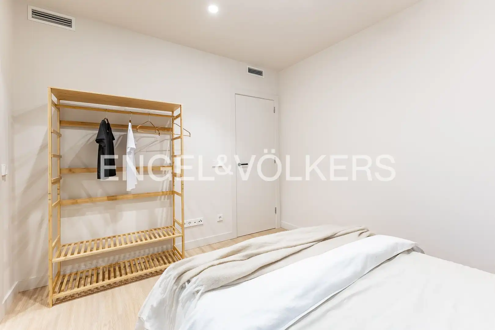 Flat with garden for sale in Carrer de Ferran Valls i Taberner, imagen 14