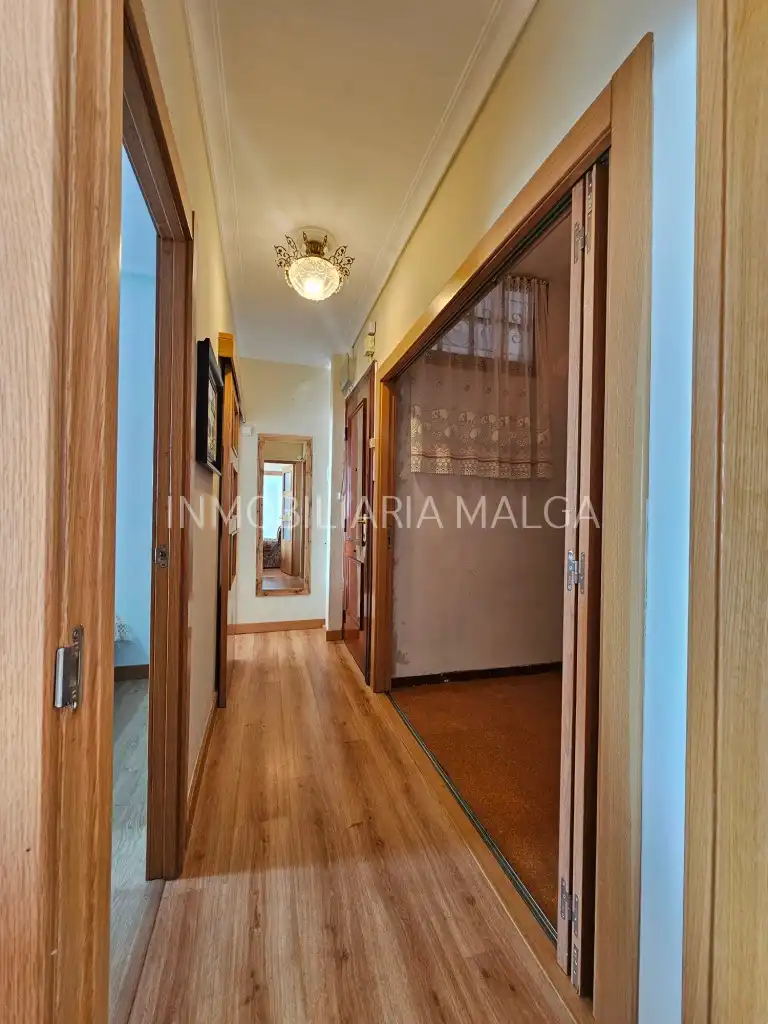 Piso en venta en Colunga con Calefacción, Parquet y Amueblado