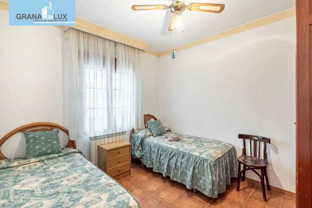 Chalet en venta en Calle de la Virgen del Rocío, imagen 16