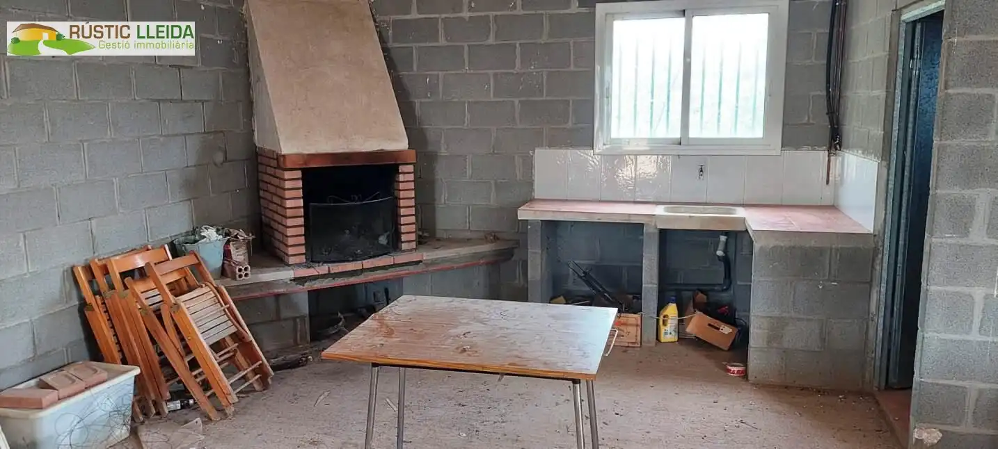 Kitchen of Commercial properties for sale in Puiggròs