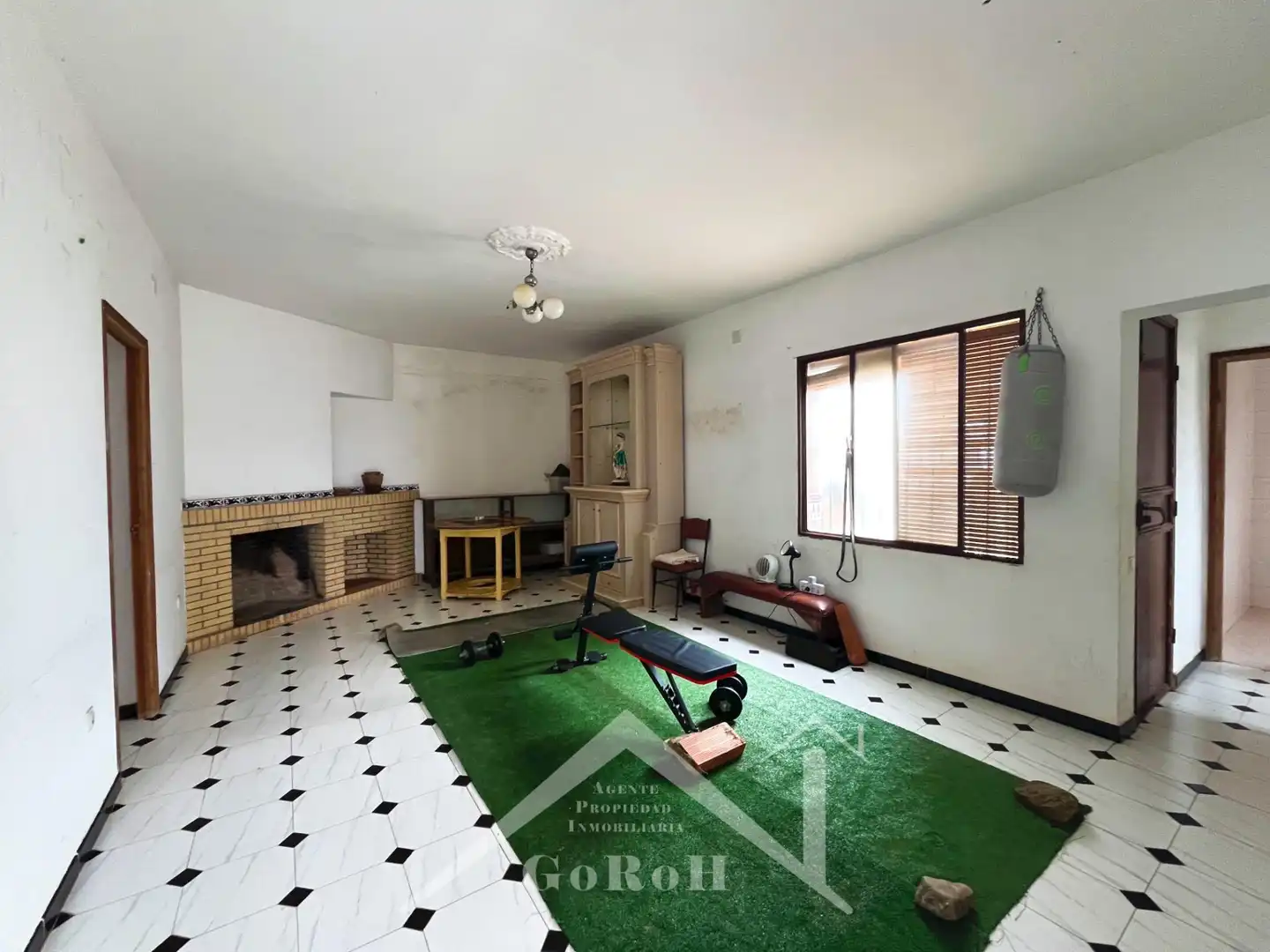 Casa o xalet en venda en Almadén de la Plata amb Jardí privat, Terrassa i Traster