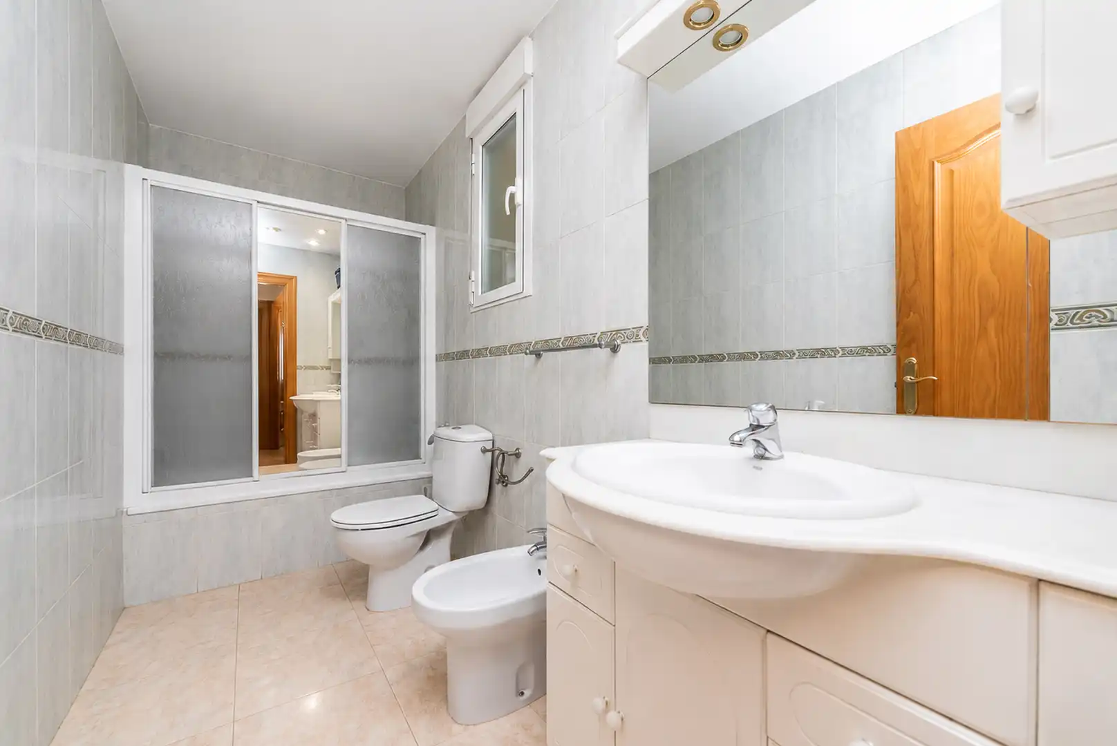 Baño de Casa o chalet en venta en Illescas con Aire acondicionado, Calefacción y Jardín privado