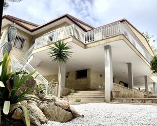 Exterior view of House or chalet for sale in Orihuela  with Air Conditioner, Heating and Private garden