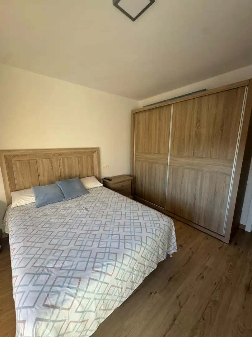 Schlafzimmer von Wohnung zum Verkauf in Noreña mit Balkon