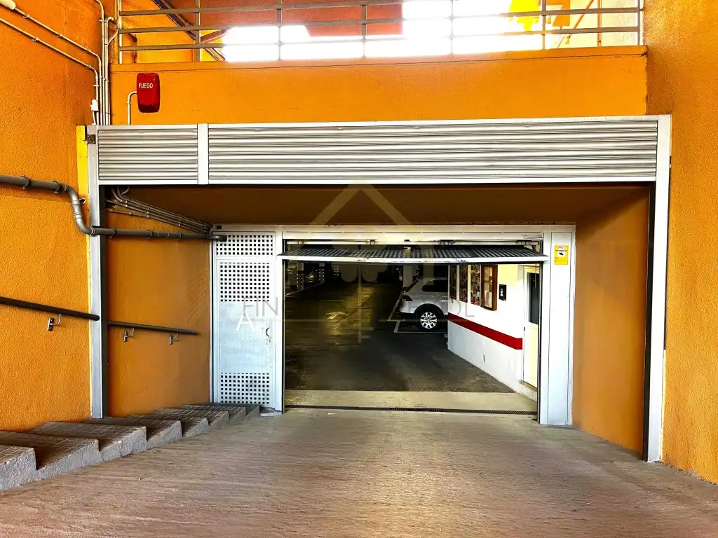 Parking de Ático en venta en Granollers con Aire acondicionado, Calefacción y Terraza