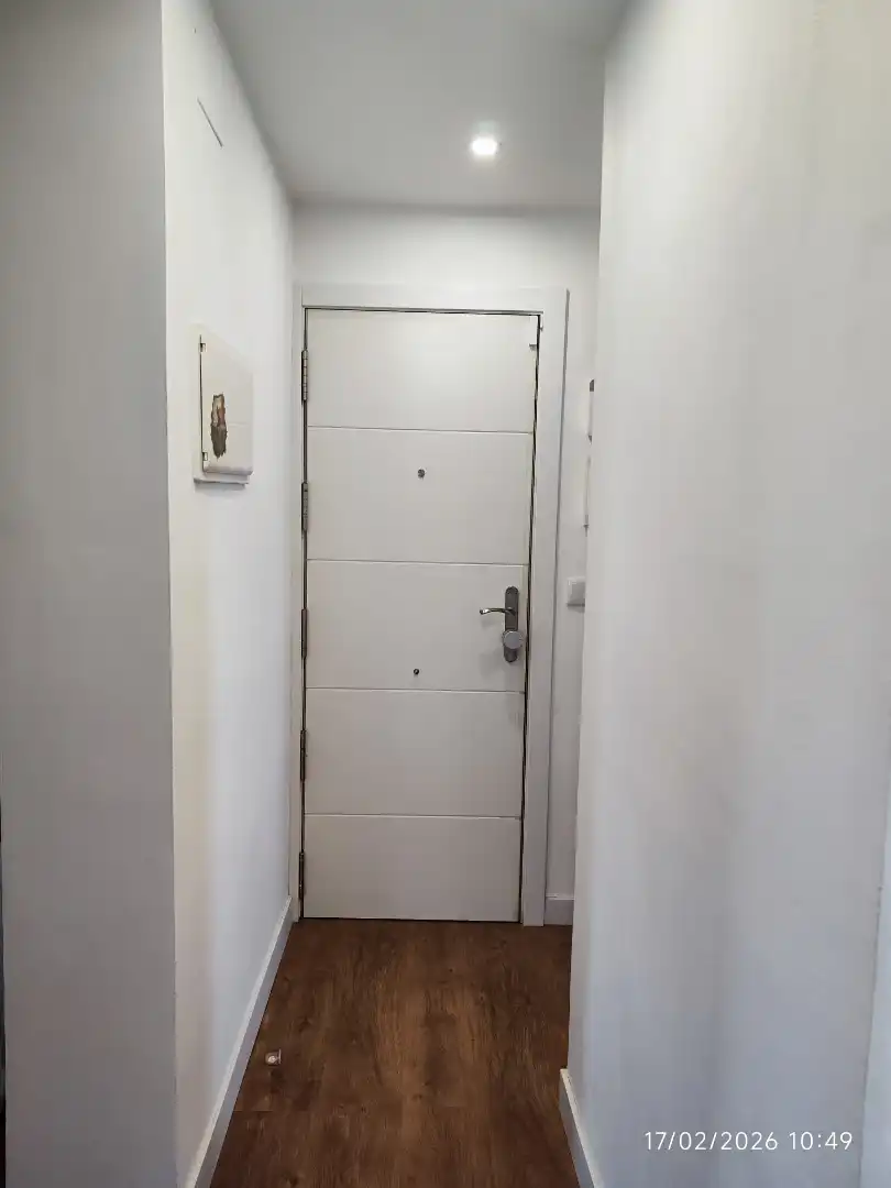 Flat for sale in Grupo Gabriela Mistral, Oliver