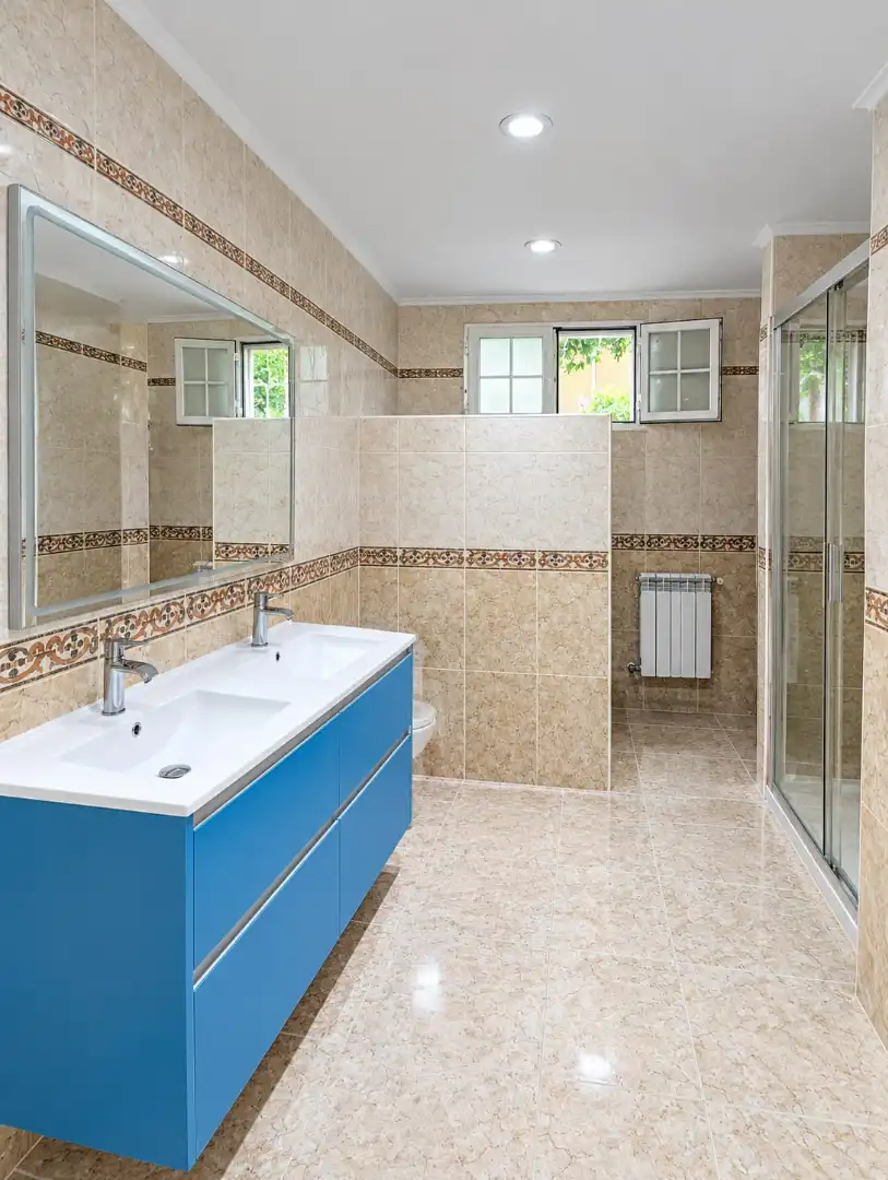 Bathroom of Flat for rent in Parque Boadilla