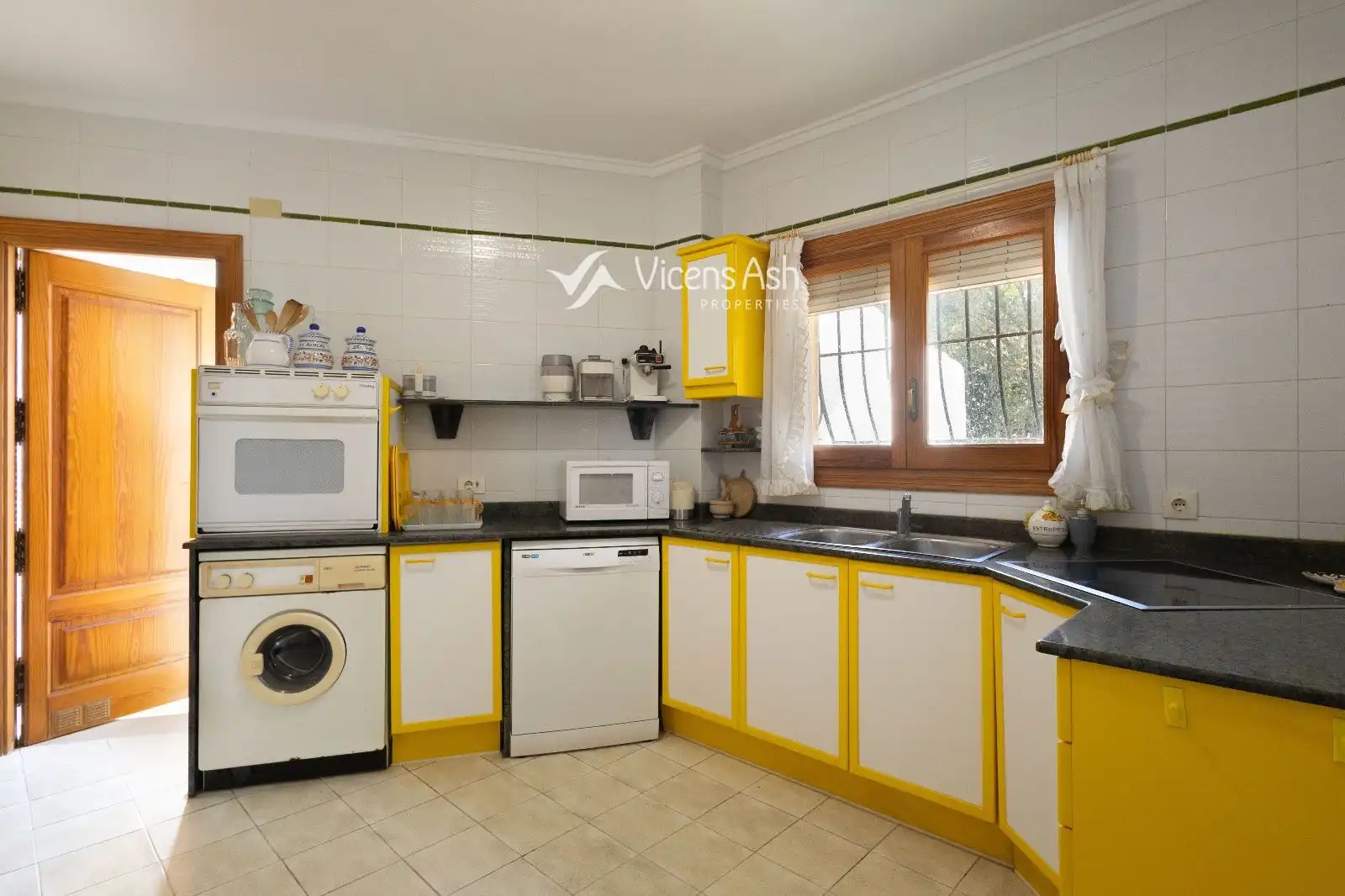 Kitchen of Houses for sale in Jávea / Xàbia  with Heating and Swimming Pool