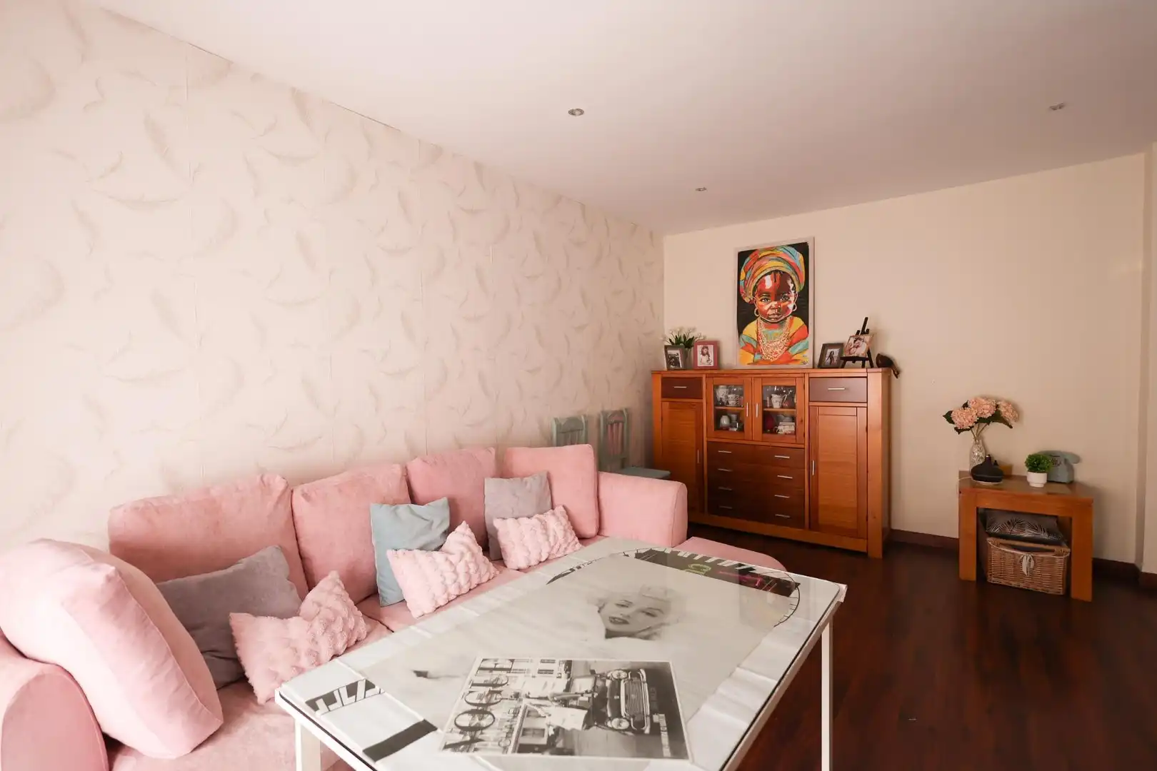 Sala d'estar de Casa adosada en venda en Cúllar Vega amb Calefacció, Jardí privat i Terrassa