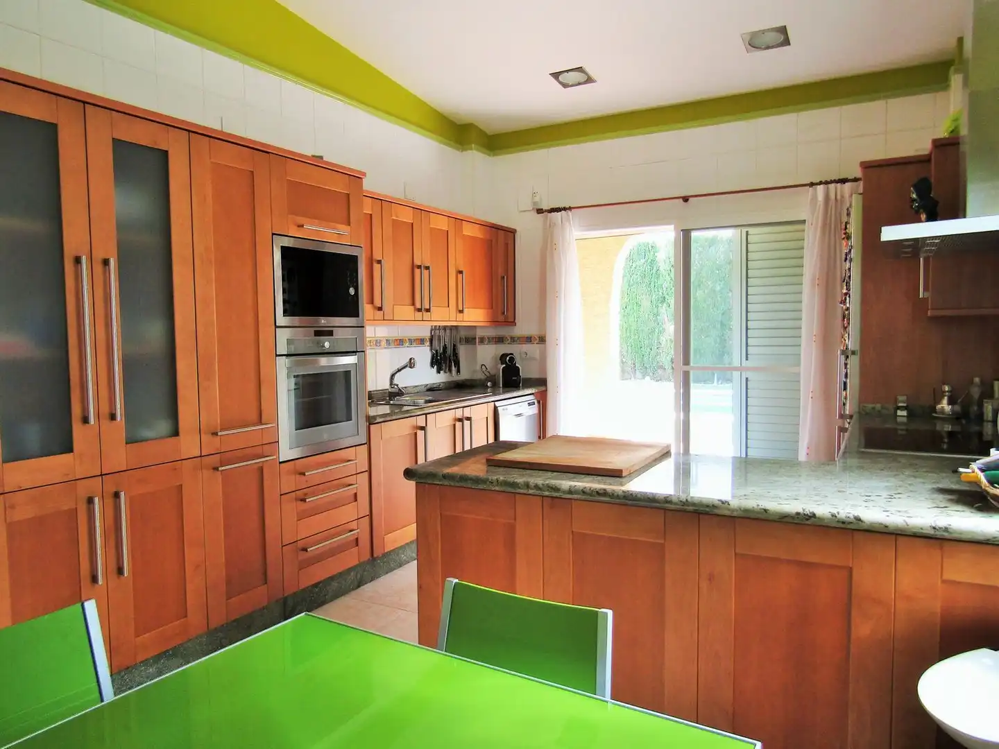 Cocina de Casa o chalet de alquiler en San Antonio de Benagéber con Aire acondicionado, Calefacción y Jardín privado
