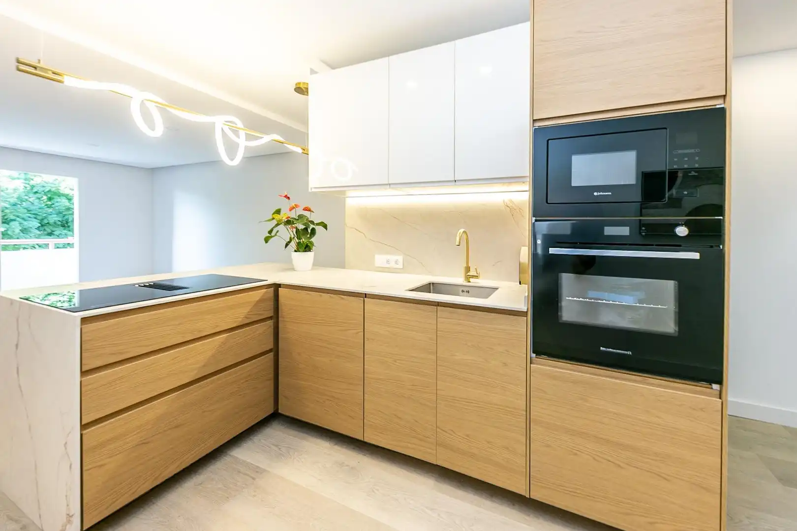 Kitchen of Apartments for sale in Fuengirola  with Air Conditioner, Heating and Terrace