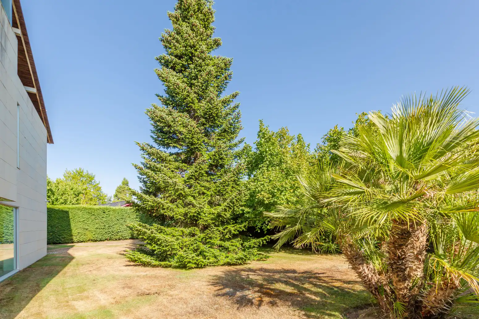 Garten von Haus oder Chalet zur Miete in Valle de Egüés / Eguesibar mit Klimaanlage, Heizung und Privatgarten