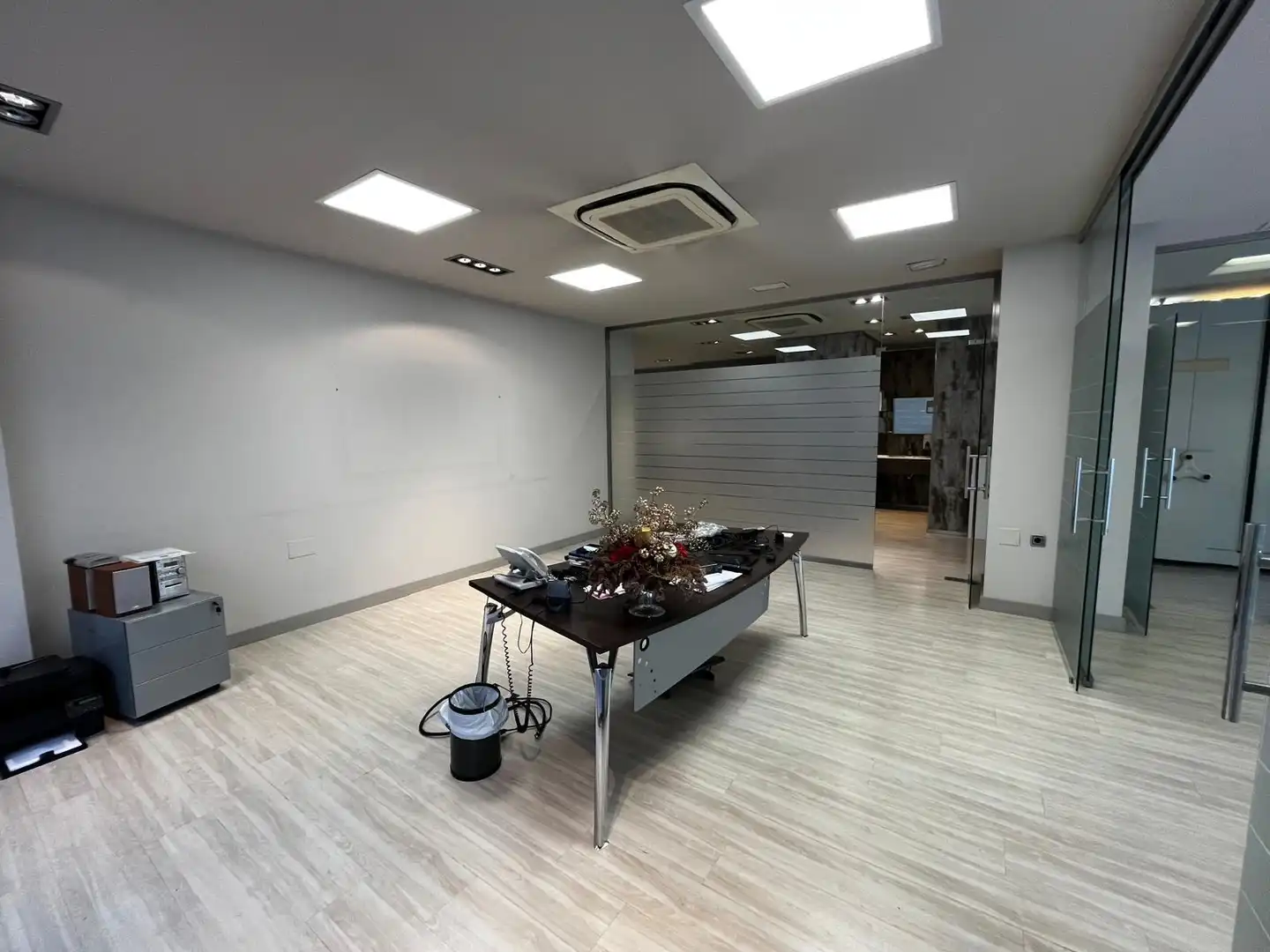 Büro zur Miete in Murcia mit Klimaanlage, Heizung und Möbliert