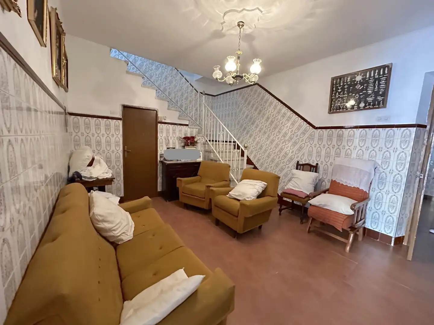 Living room of Houses for sale in Dos Hermanas  with Terrace and Storage room