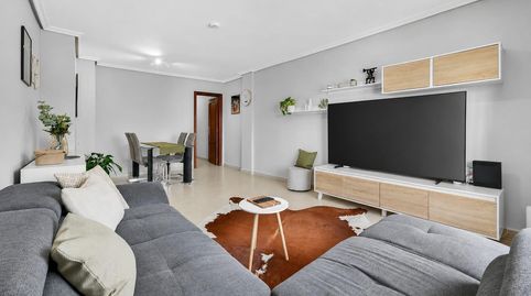 Foto 2 de Apartament en venda a Guargacho, Arona