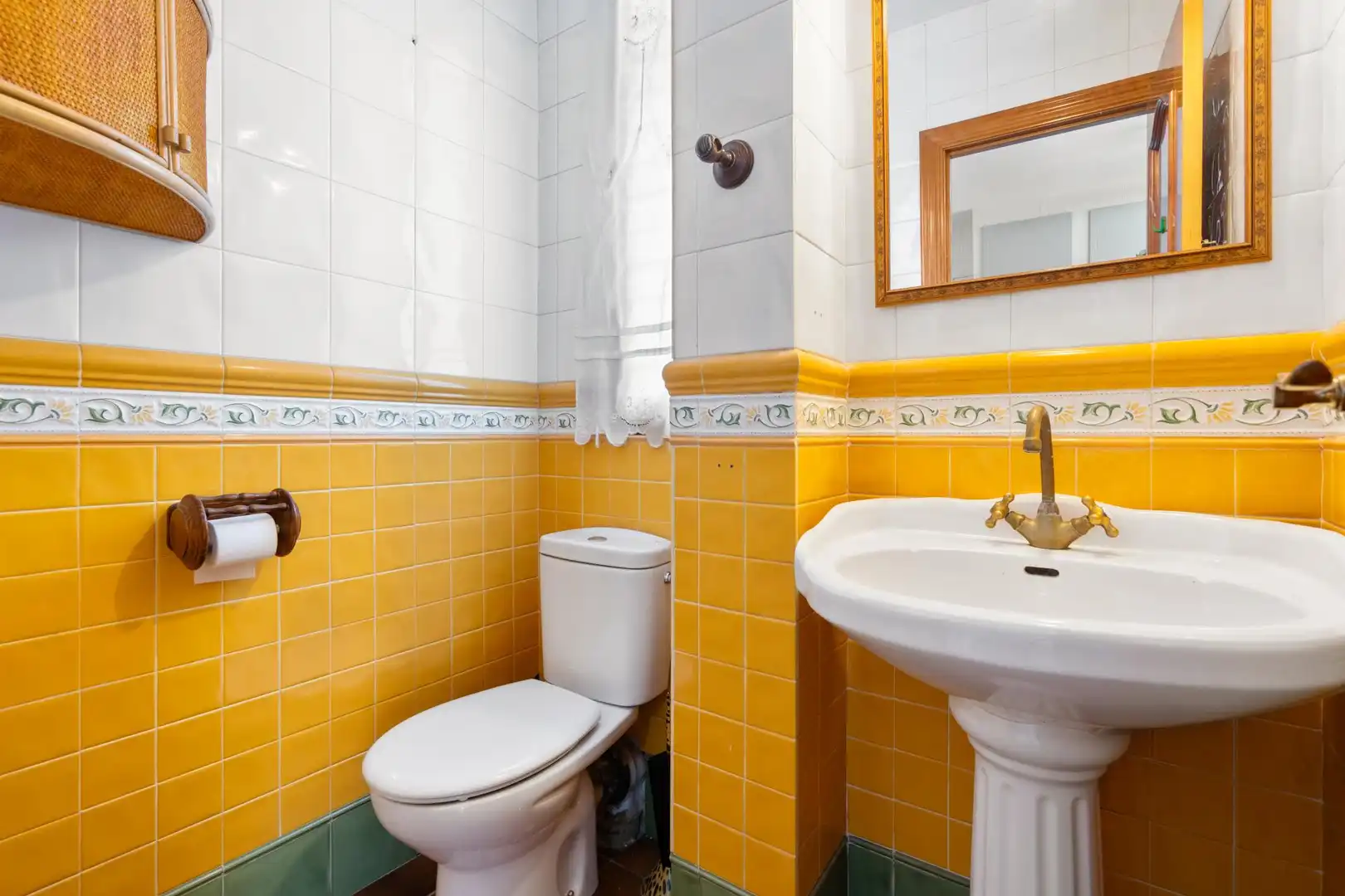 Baño de Casa adosada en venta en La Palma de Cervelló con Calefacción, Jardín privado y Terraza