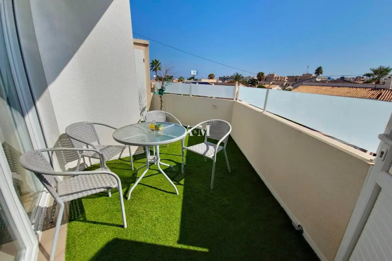 Detached homes for rent in La Regia