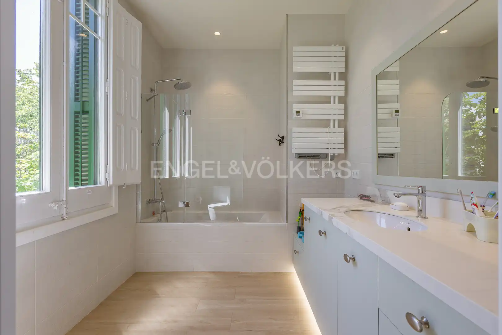 Bathroom of Houses for rent in Sant Cugat del Vallès  with Air Conditioner, Heating and Private garden