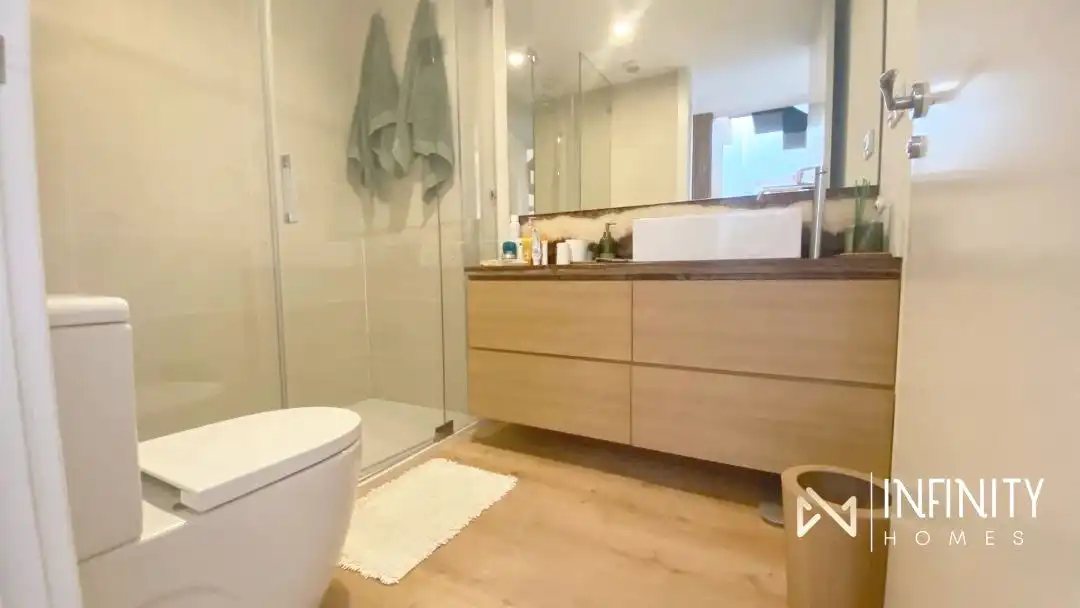 Baño de Dúplex de alquiler en Bilbao  con Calefacción y Jardín privado