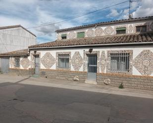 Exterior view of Country house for sale in Alaraz
