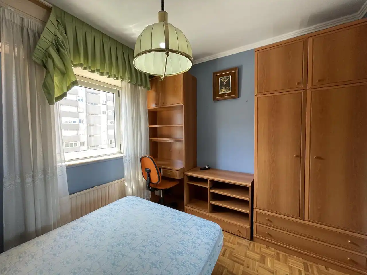 Habitación de Piso en venta en A Coruña Capital  con Calefacción y Trastero