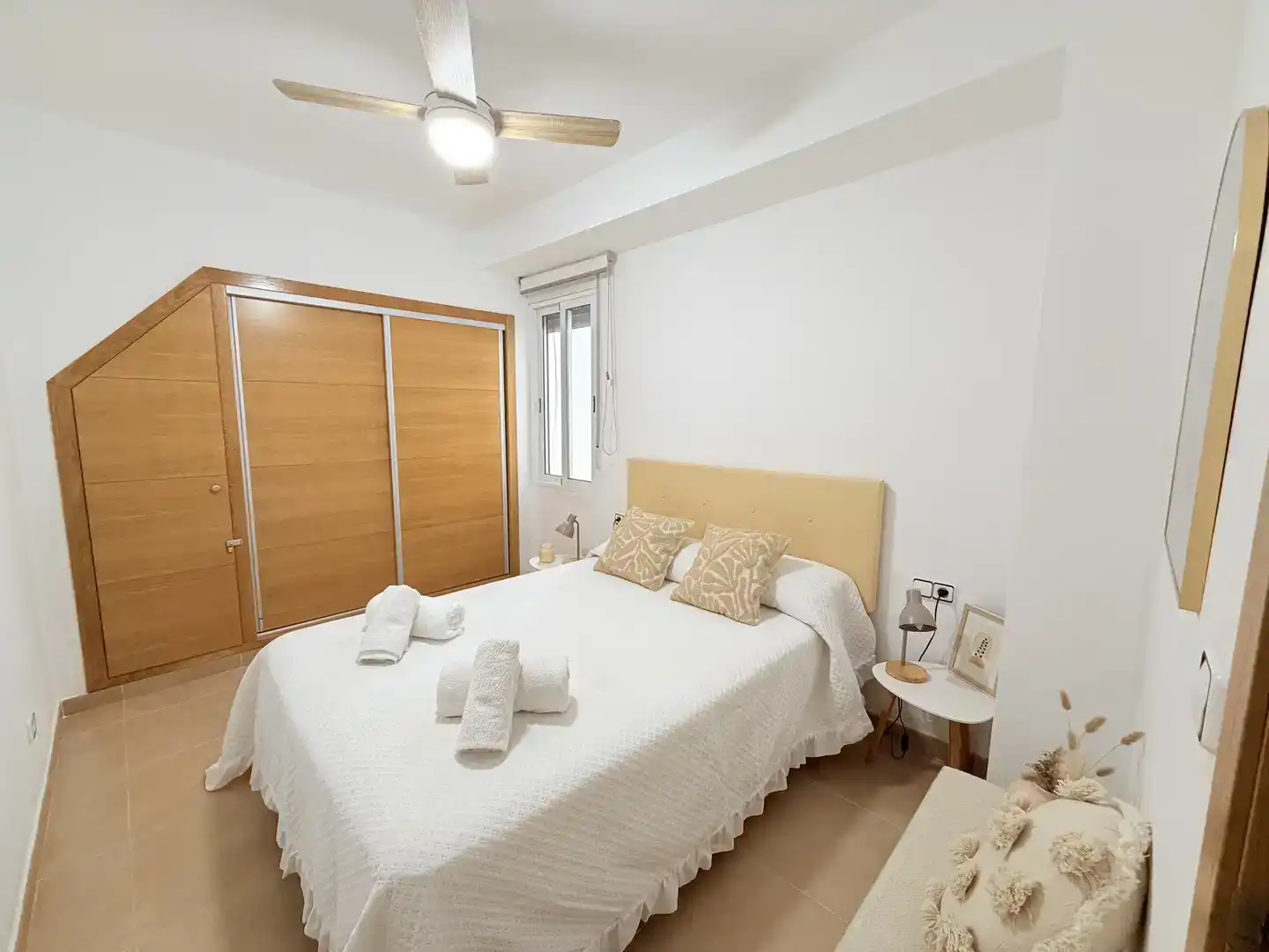Bedroom of Ground floor for rent in Pliego  with Air Conditioner, Parquet flooring and Furnished