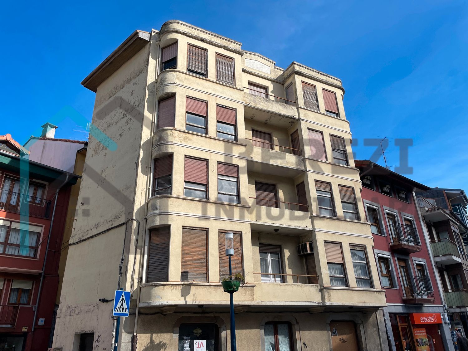 Exterior view of Building for sale in Bermeo