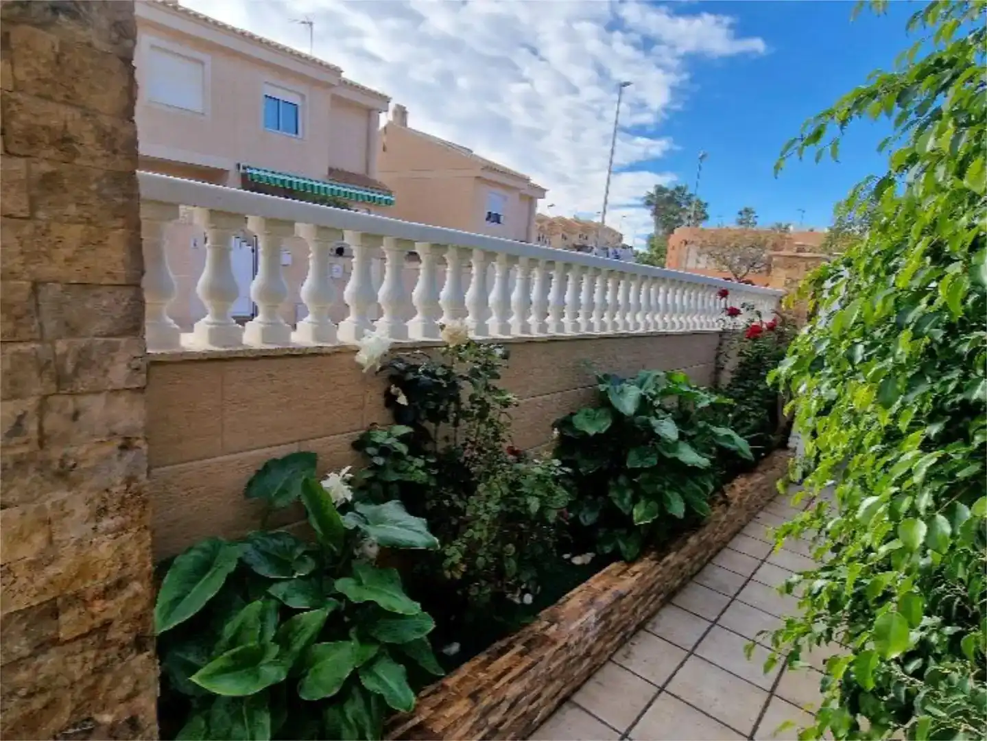 Terrassa de Casa o xalet en venda en Mazarrón amb Aire condicionat, Piscina i Balcó