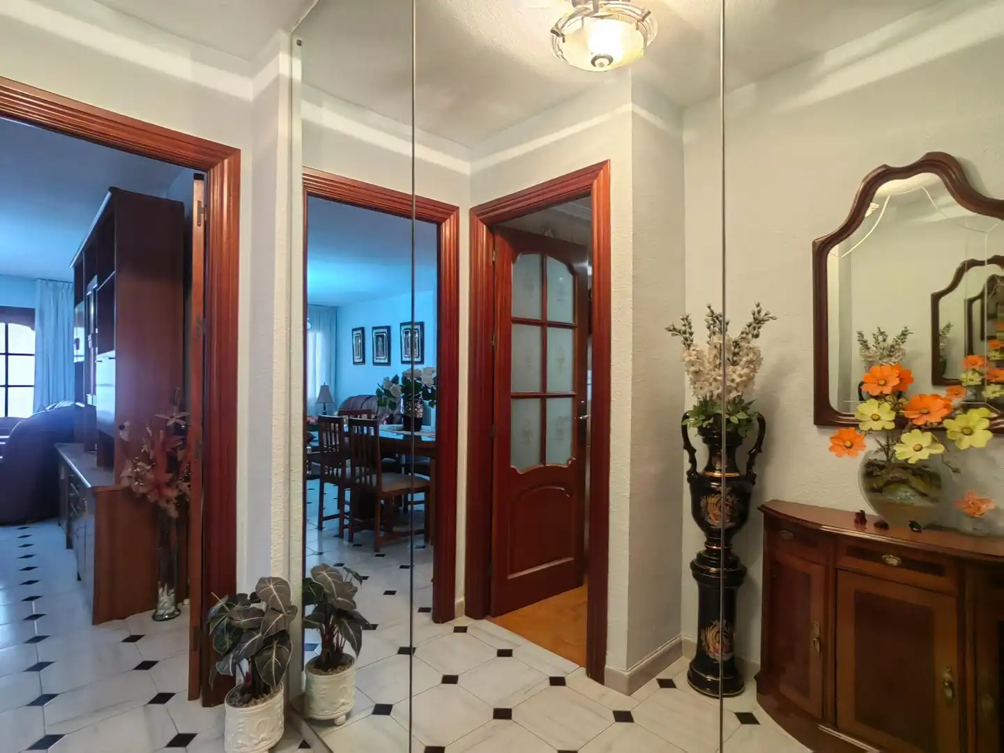 Flat for sale in Carretera de Cádiz