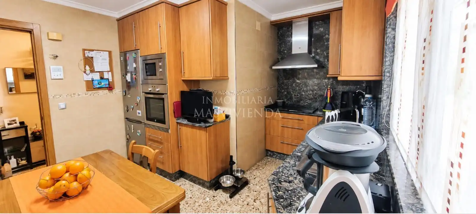Küche von Wohnung zum Verkauf in Vigo  mit Terrasse und Abstellraum