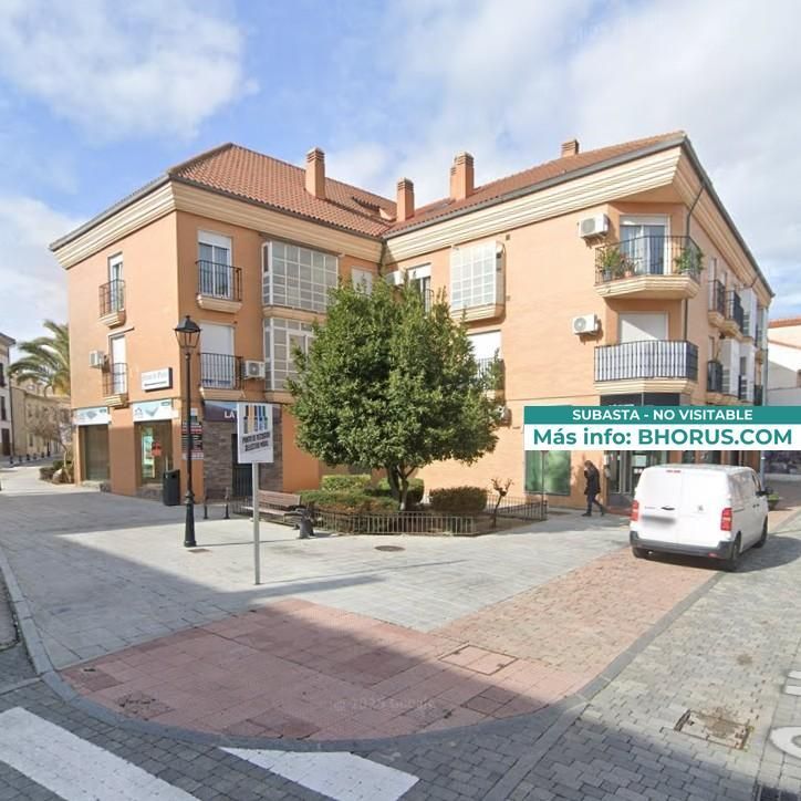 Vista exterior de Dúplex en venta en Griñón