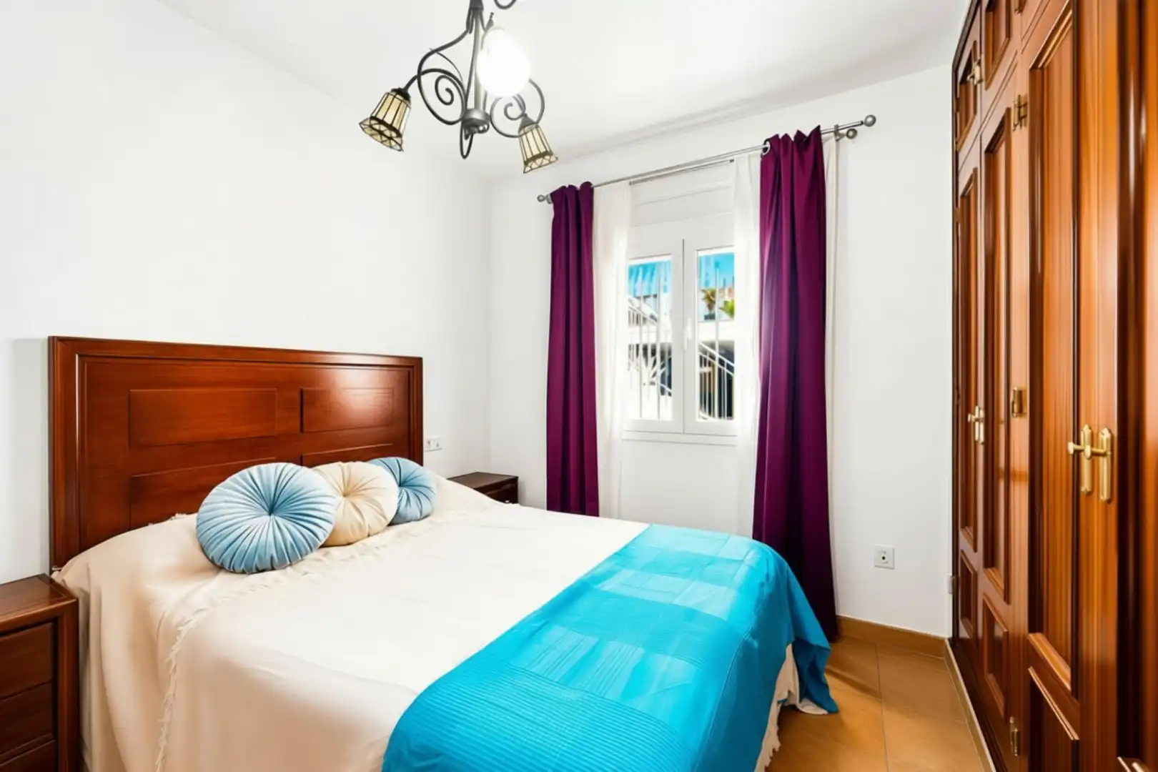 Bedroom of Flat for sale in Chiclana de la Frontera  with Air Conditioner