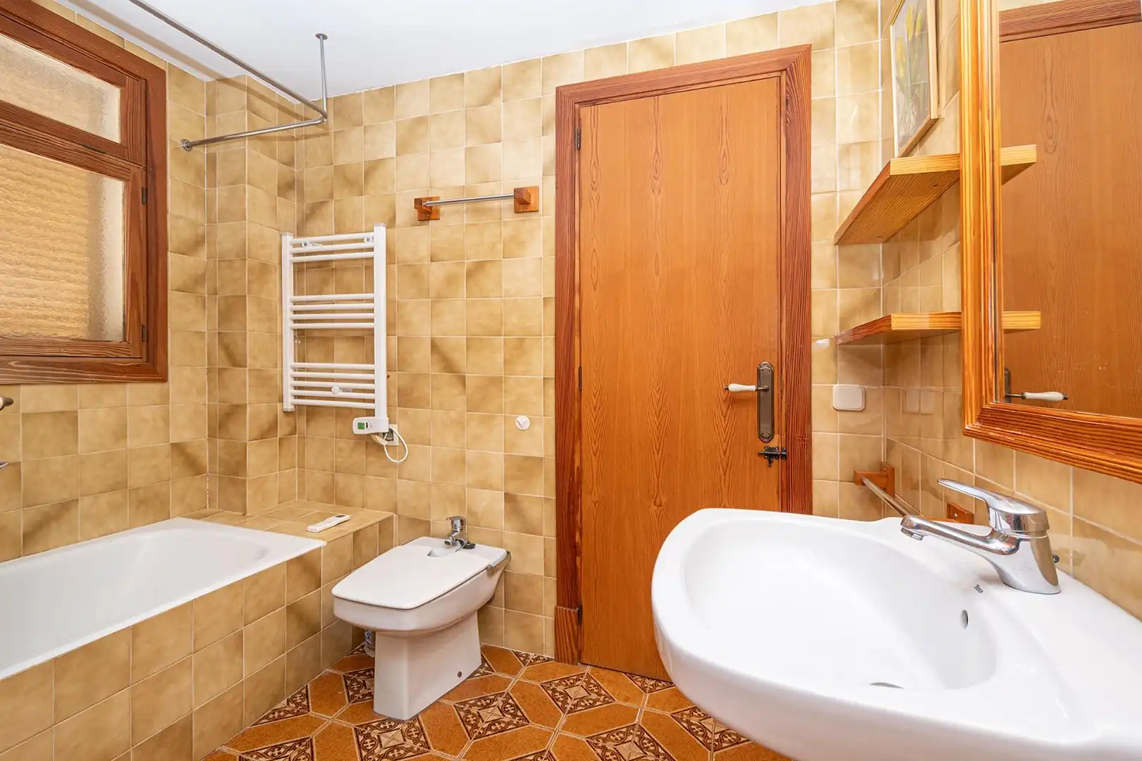 Baño de Piso en venta en Ses Salines con Aire acondicionado, Calefacción y Terraza