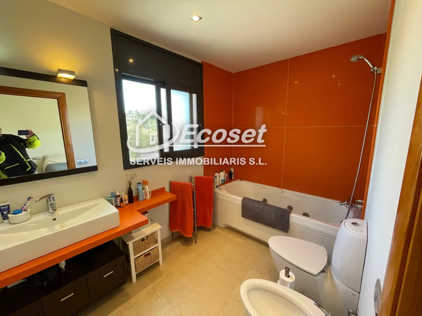 Baño de Casa o chalet en venta en Cervelló con Calefacción, Jardín privado y Terraza