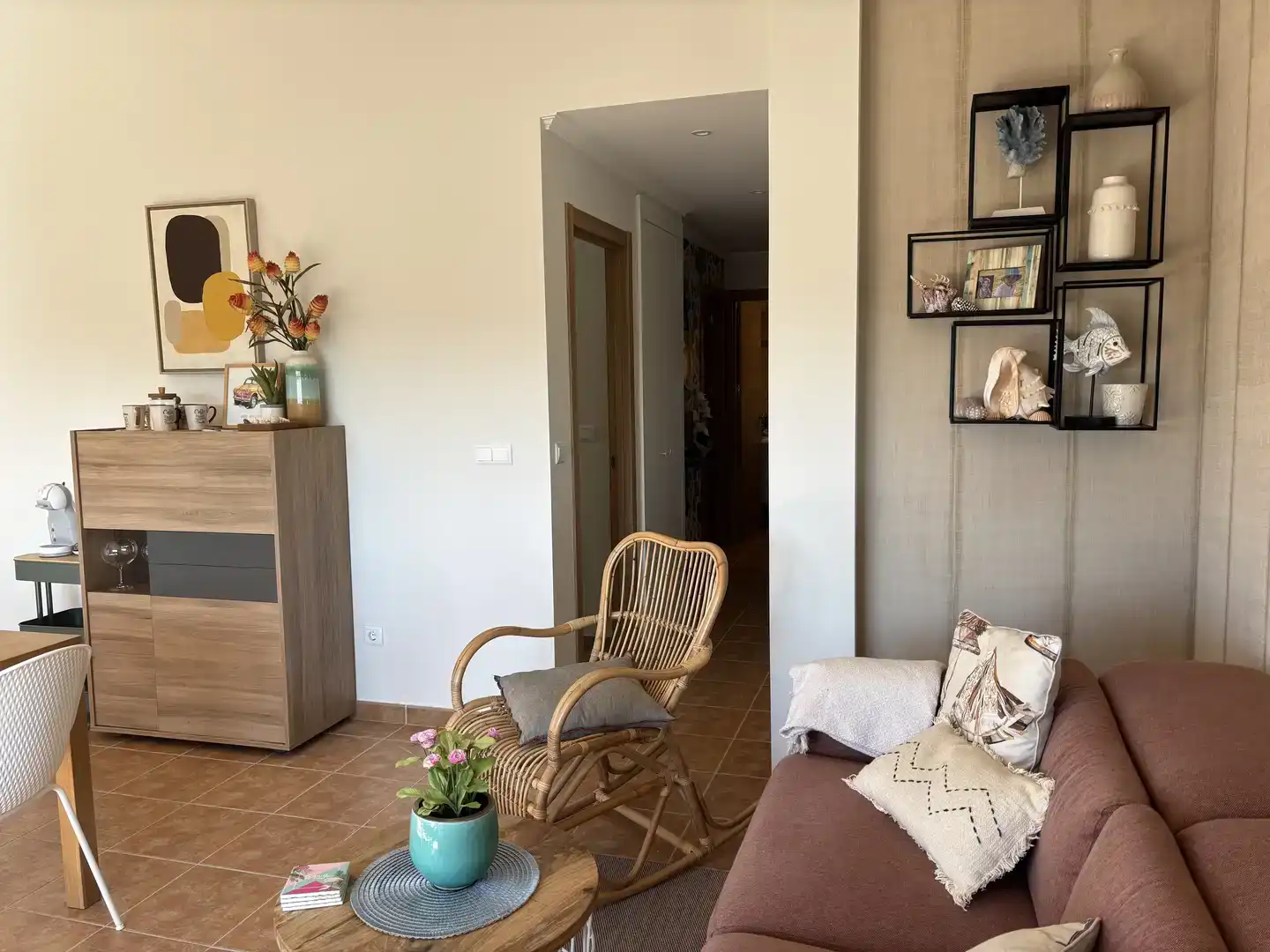 Sala de estar de Piso de alquiler en Ribeira con Jardín privado, Amueblado y Balcón