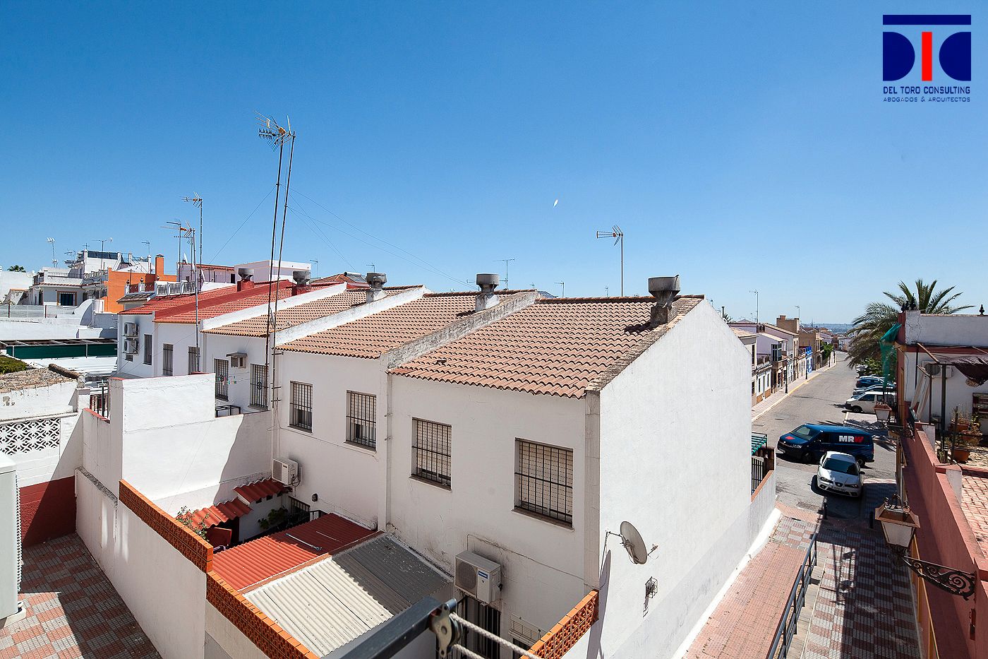 Exterior view of Flat for sale in Tomares  with Air Conditioner, Terrace and Internet
