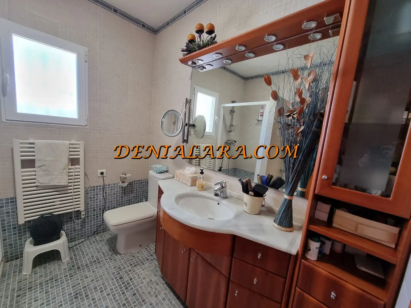 Bathroom of Houses for sale in Dénia  with Air Conditioner, Private garden and Terrace